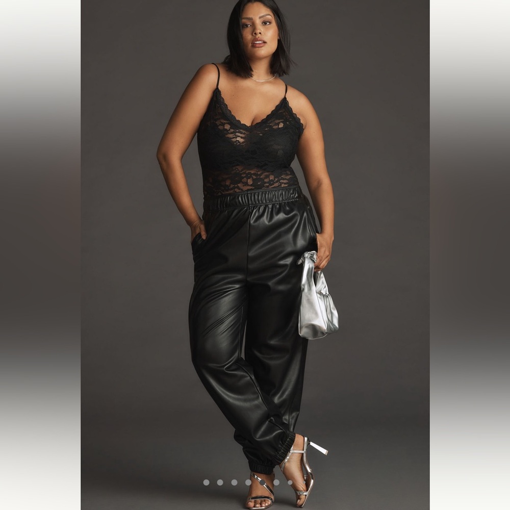 New Anthropologie Avec Les Filles Faux Leather Slouchy Joggers in black medium